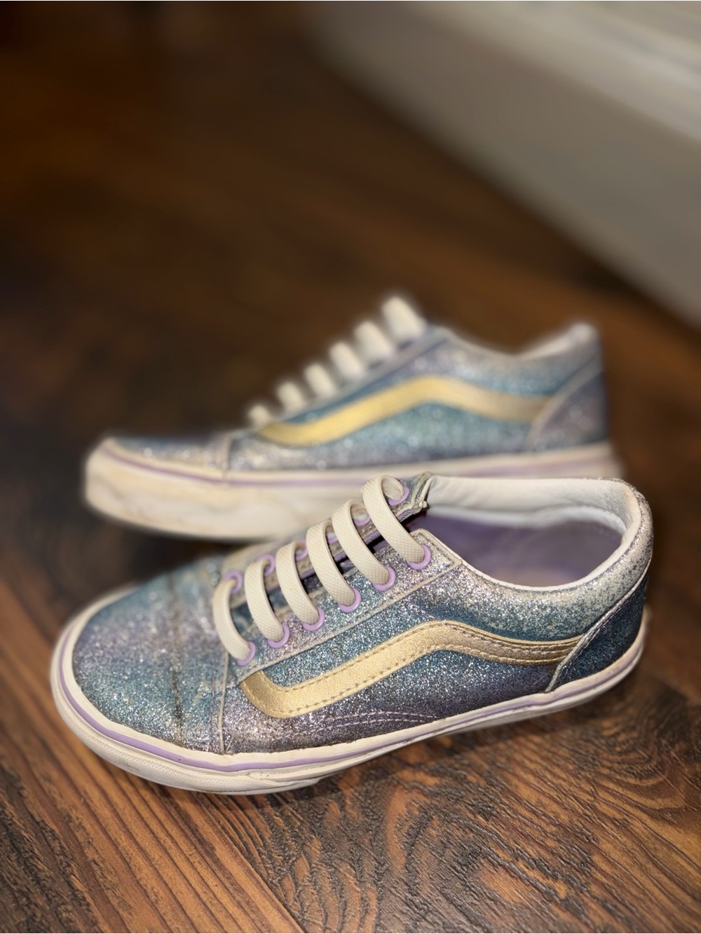 Vans Kids Glitter Low-Top Sneakers in Blue, Purple 2 Youth